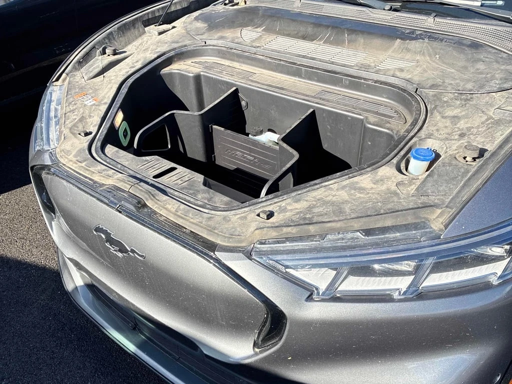 Ford Mustang Mach-E * Premium * CARFAX *    | Mobile.bg   13