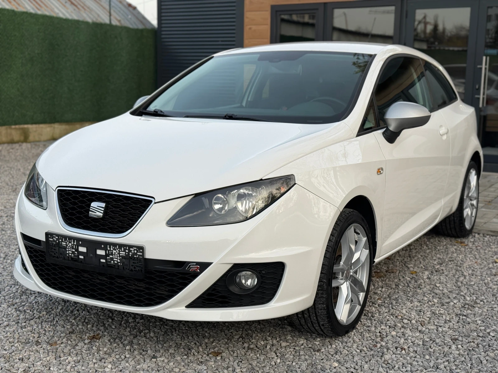 Seat Ibiza 2.0TDI/140hp/FR/ | Mobile.bg   1