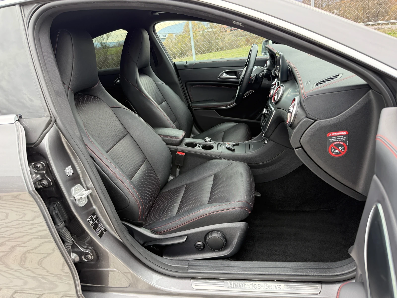 Mercedes-Benz CLA 220 AMG  | Mobile.bg   14