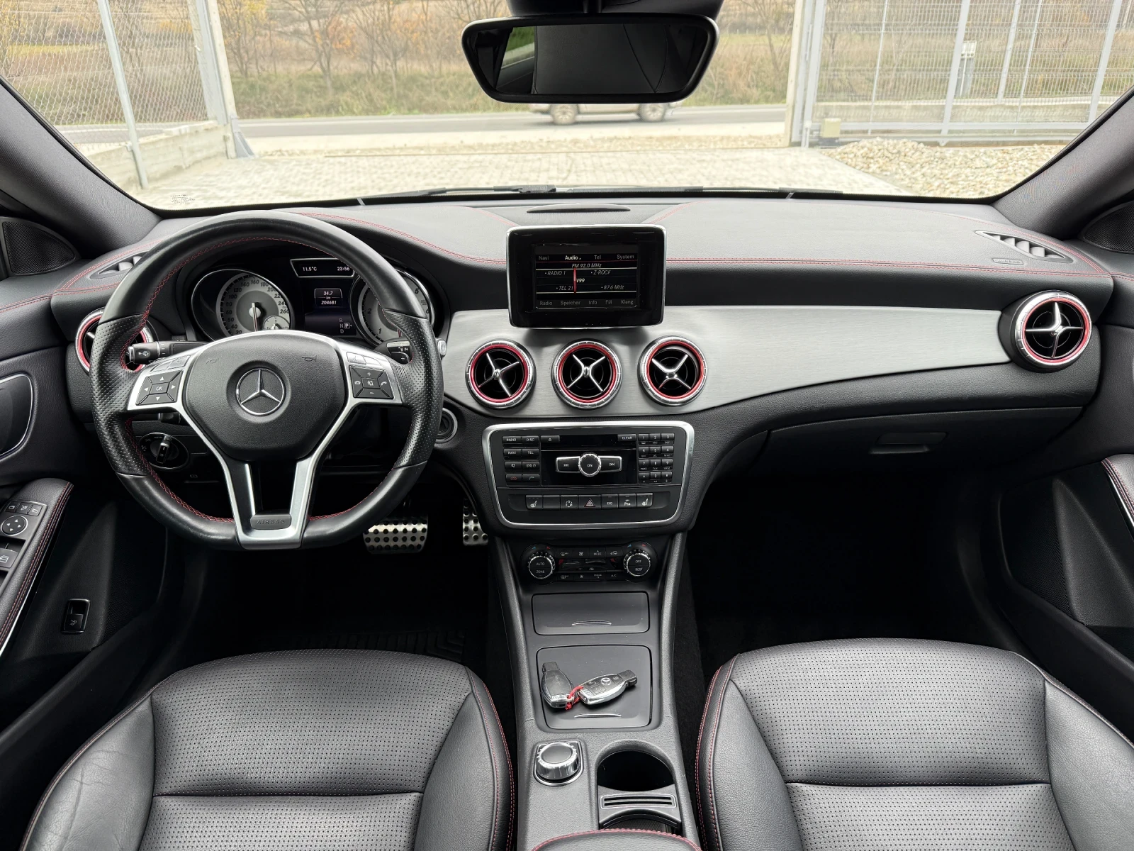 Mercedes-Benz CLA 220 AMG  | Mobile.bg   15