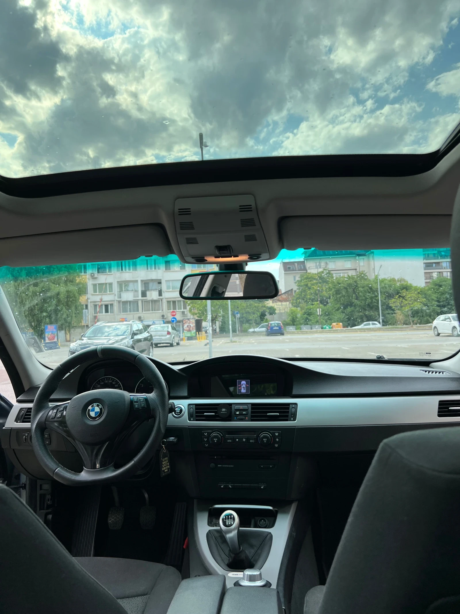 BMW 320 i - изображение 8