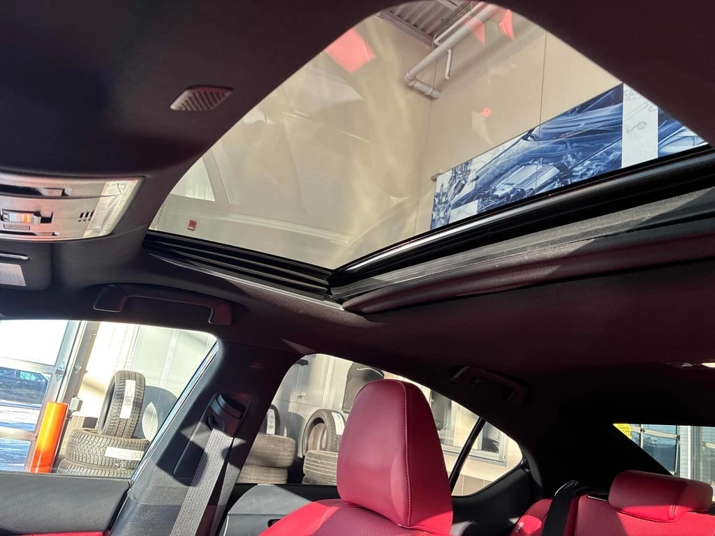 Lexus IS 350 AWD / R-LINE / ��������� / CARFAX | Mobile.bg � ����������� 15