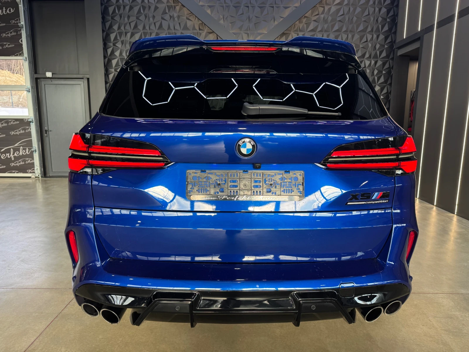 BMW X5M COMPETITION XDRIVE * B&W* ПАНОРАМА* HEAD UP* M PAC - изображение 4