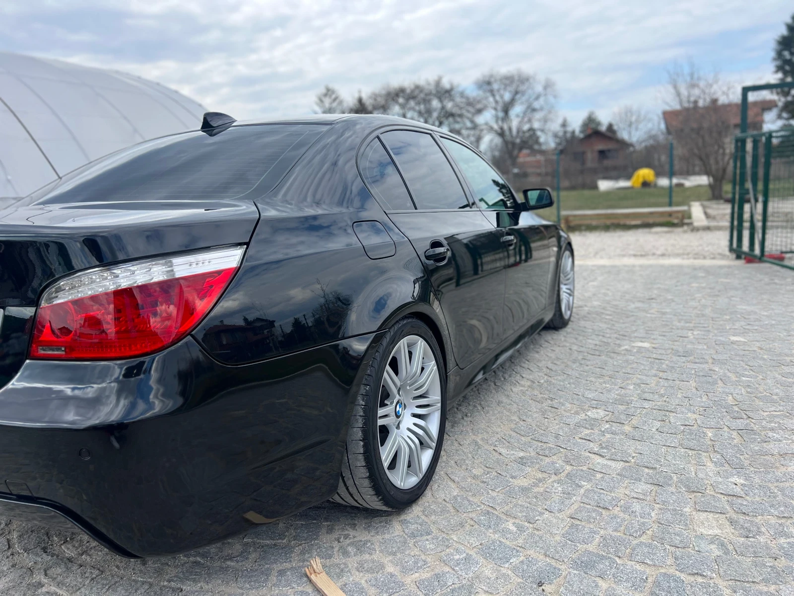 BMW 535 Седан, снимка 3 - Автомобили и джипове - 53973514