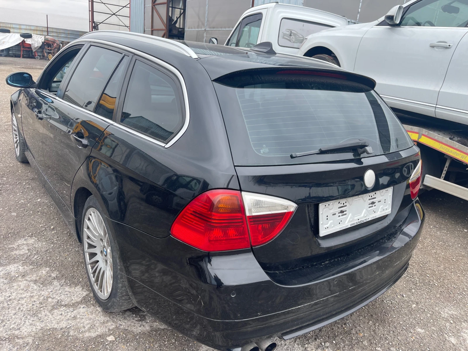 BMW 330 d автоматик/нави, снимка 4 - Автомобили и джипове - 54058889