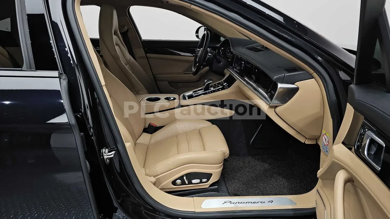 Porsche Panamera, снимка 11 - Автомобили и джипове - 54083015