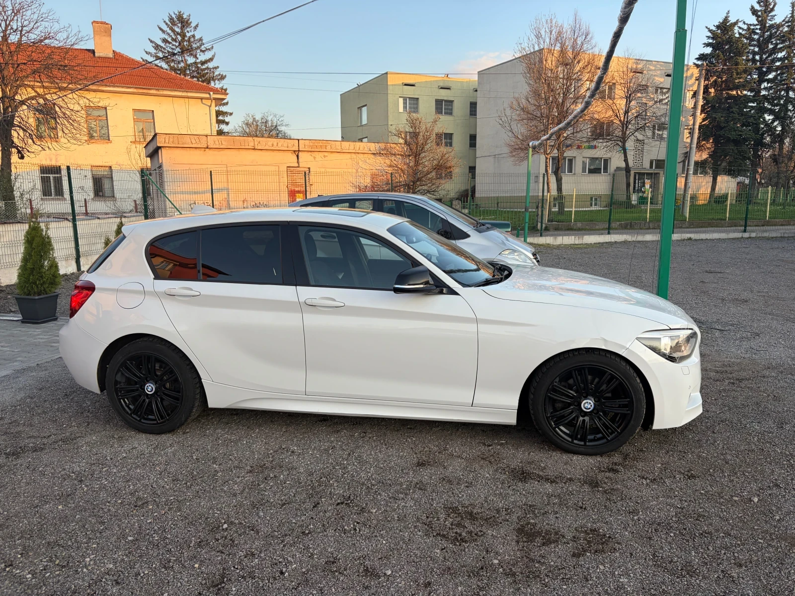BMW 120 M-paket, снимка 4 - Автомобили и джипове - 54129228
