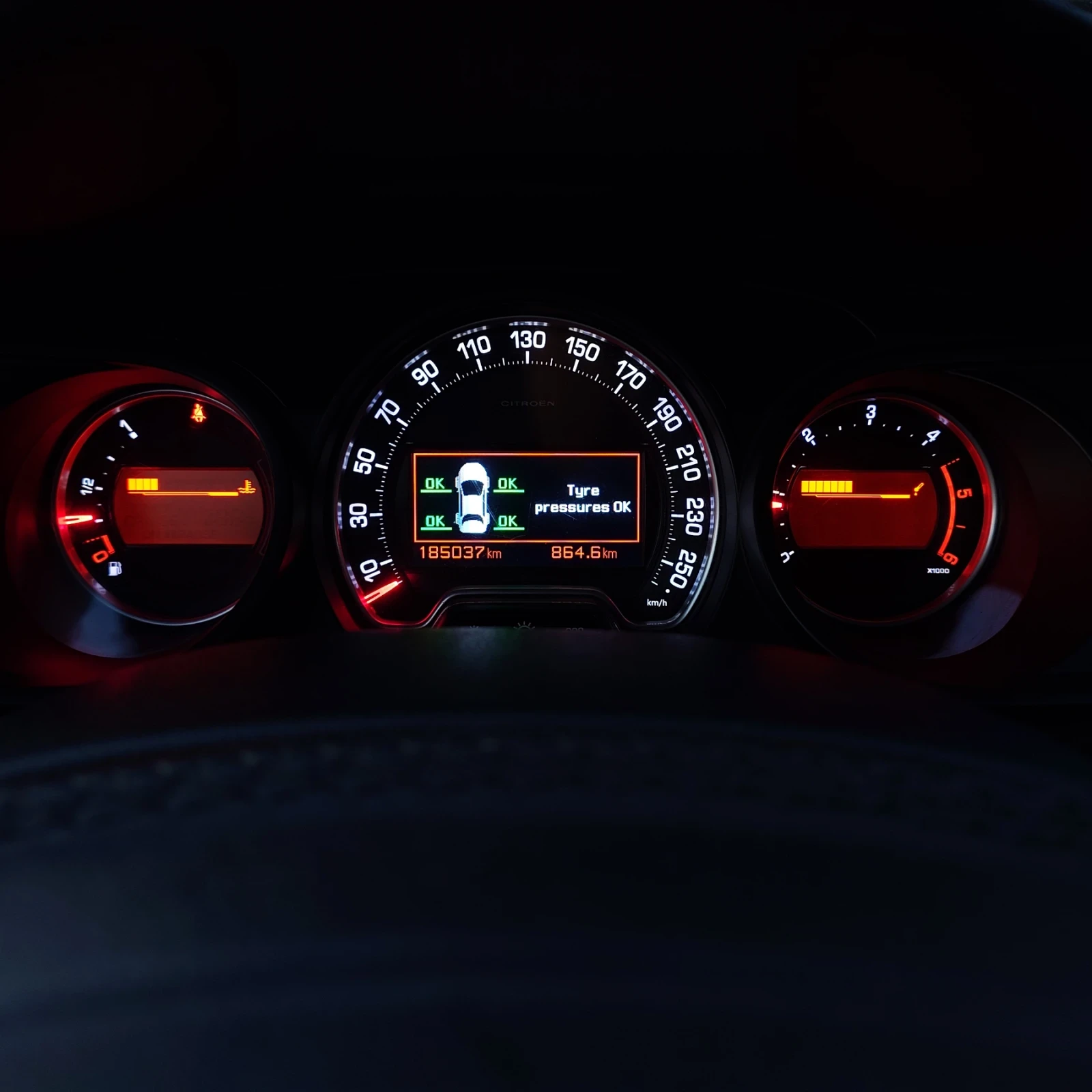 Citroen C5 2.0HDI 163, снимка 8 - Автомобили и джипове - 54230412