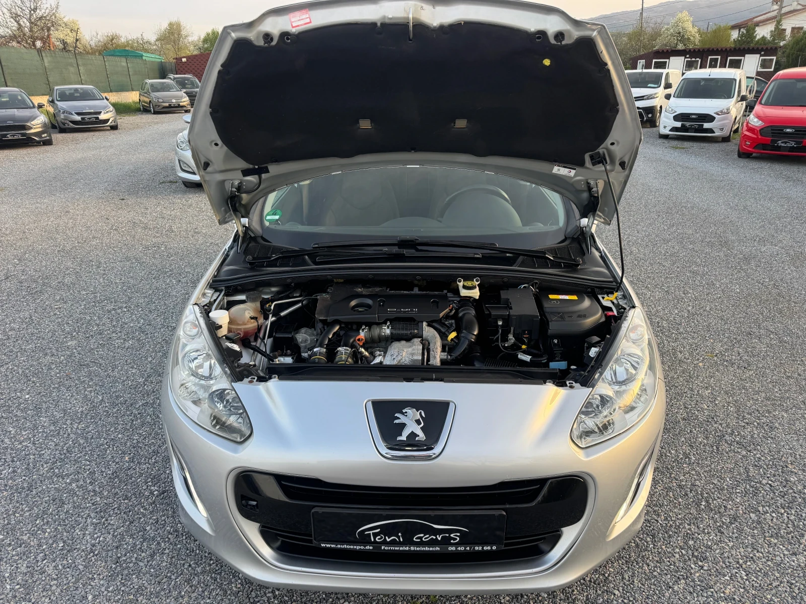 Peugeot 308 SW STYLE 1.6 e-HDI Klimatronik!! 6 speed!!, снимка 17 - Автомобили и джипове - 54346348