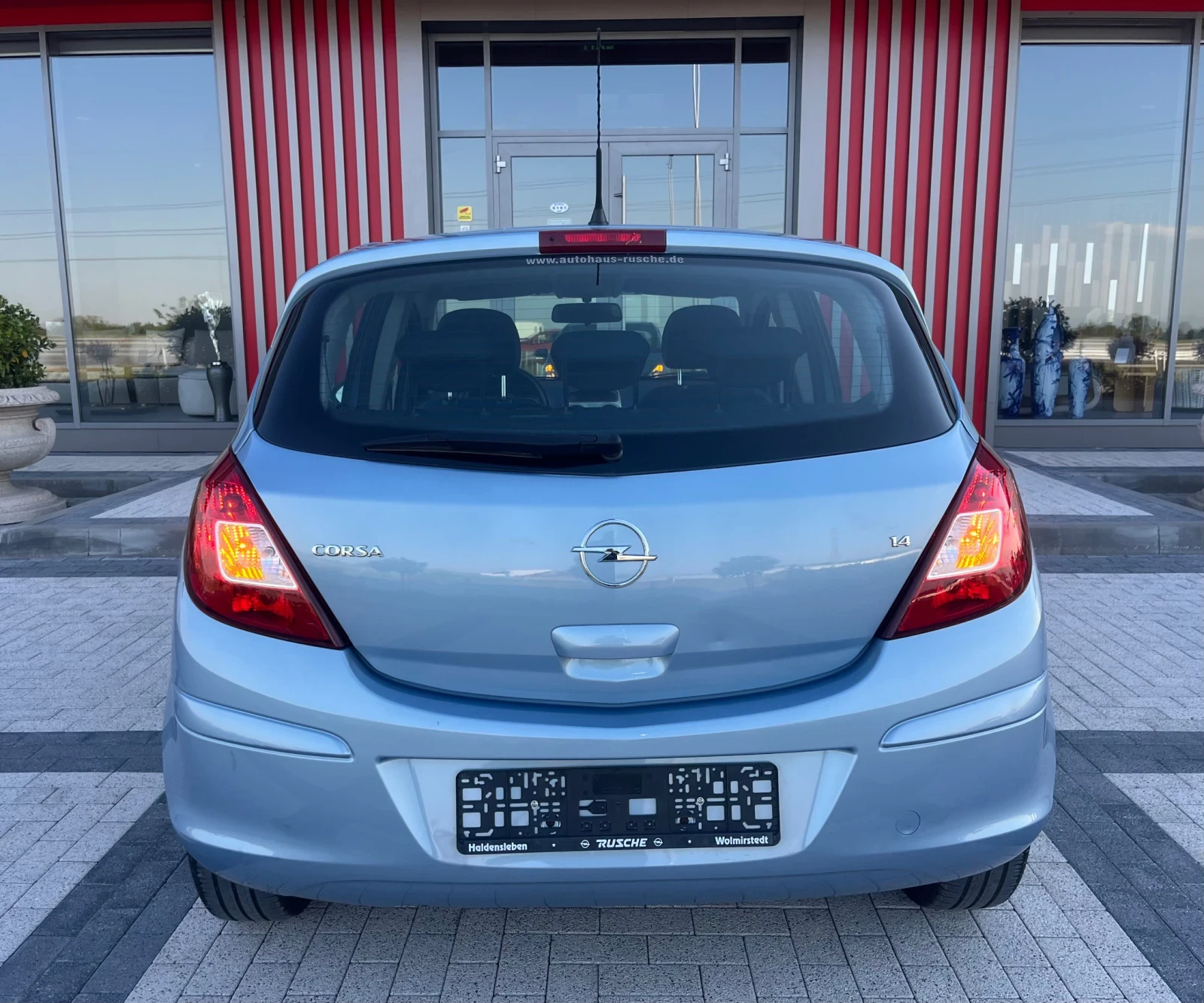 Opel Corsa 1.4 климатик, подгрев 106.000км, снимка 5 - Автомобили и джипове - 54437604