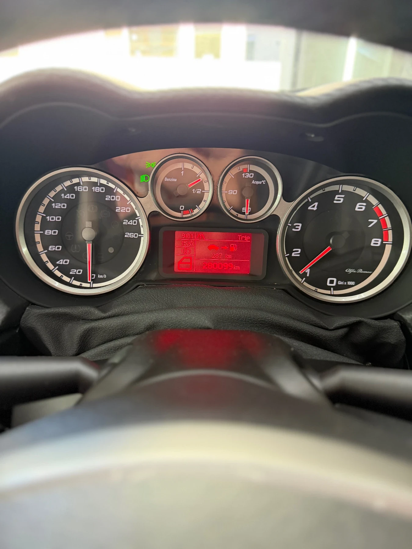 Alfa Romeo MiTo 1.4 turbo 155кс Кожа Нави Bose, снимка 12 - Автомобили и джипове - 54591102
