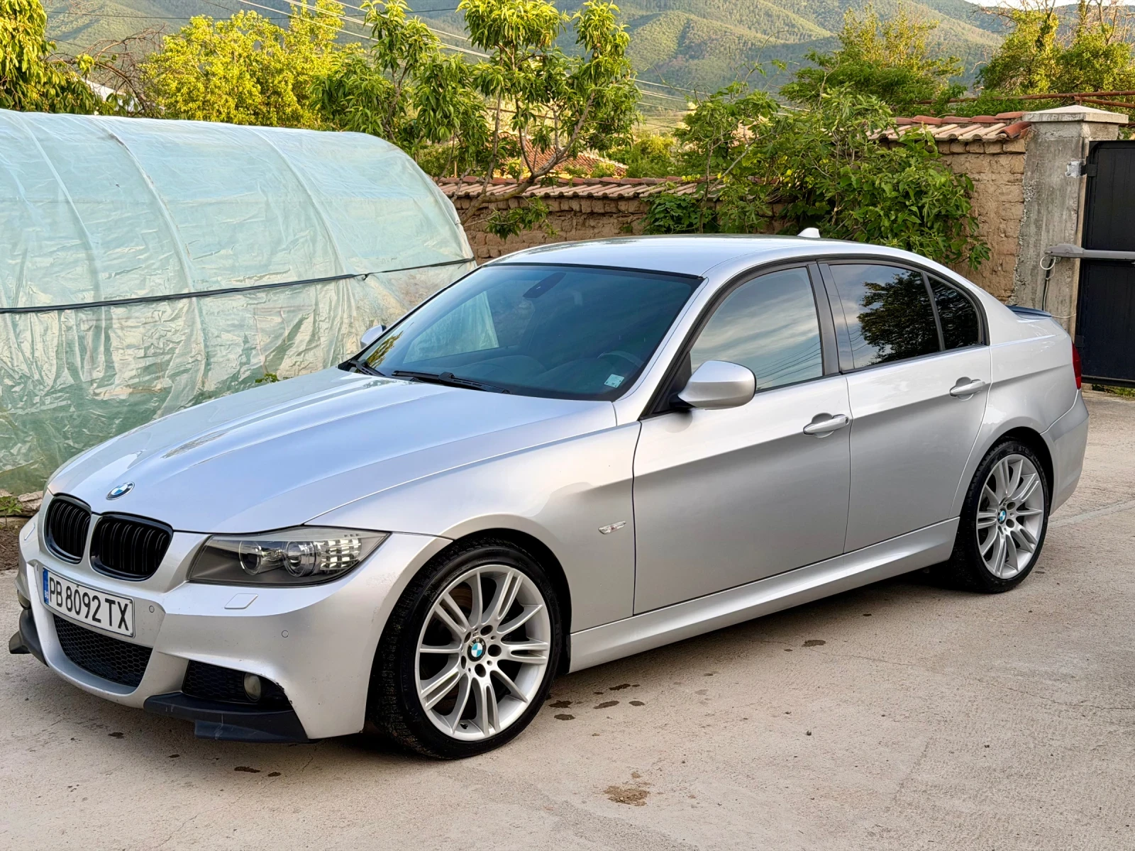 BMW 320