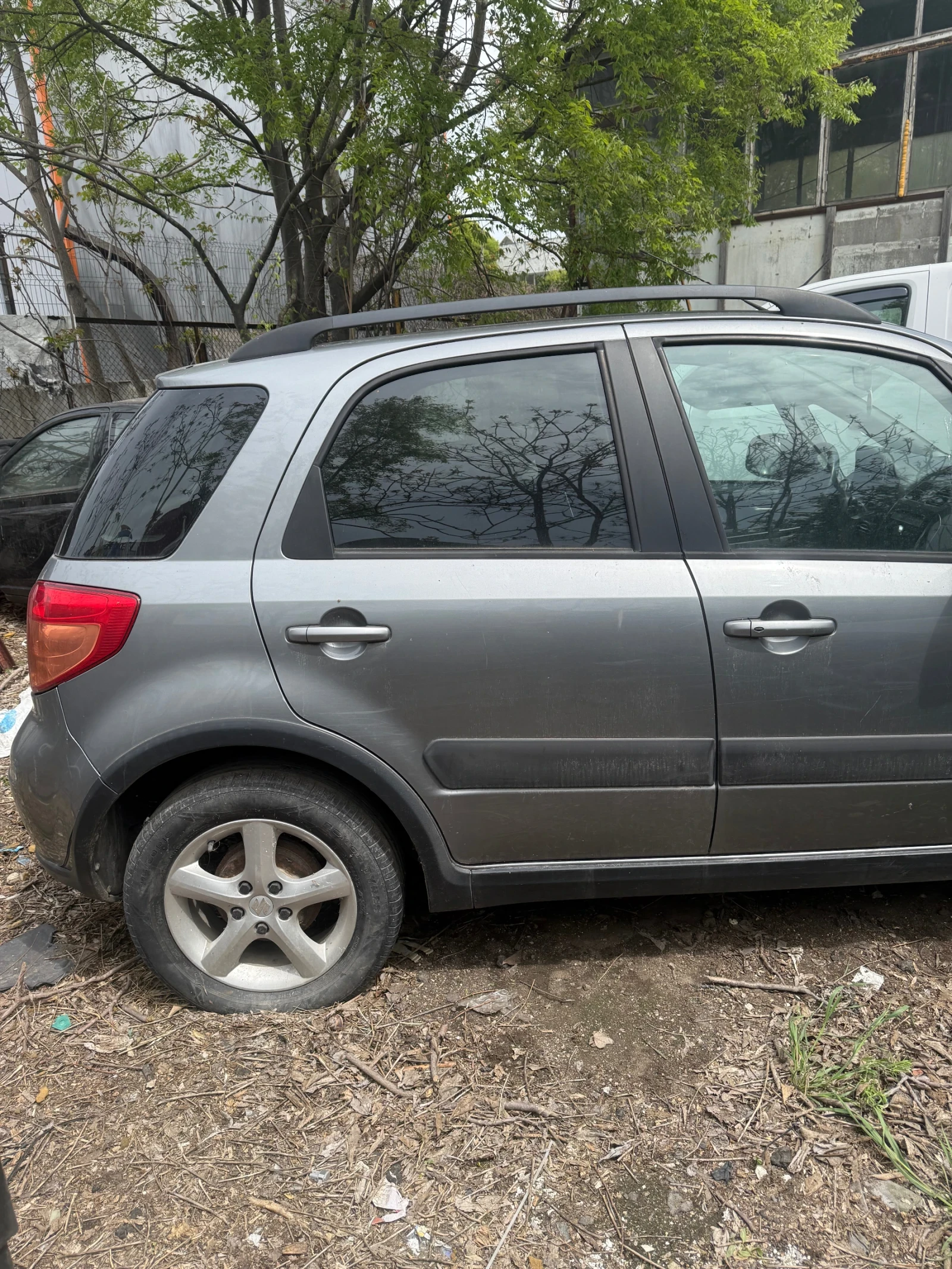 Suzuki SX4 1.6i, снимка 4 - Автомобили и джипове - 54677095