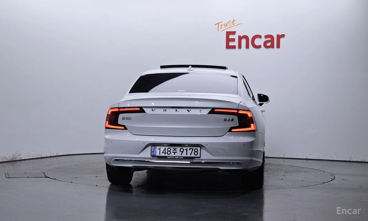 Volvo S90 Т6* AWD* ULTRA* ХЕДЪП* ОБДУХВАНЕ* 360КАМЕРА* , снимка 4 - Автомобили и джипове - 54808387