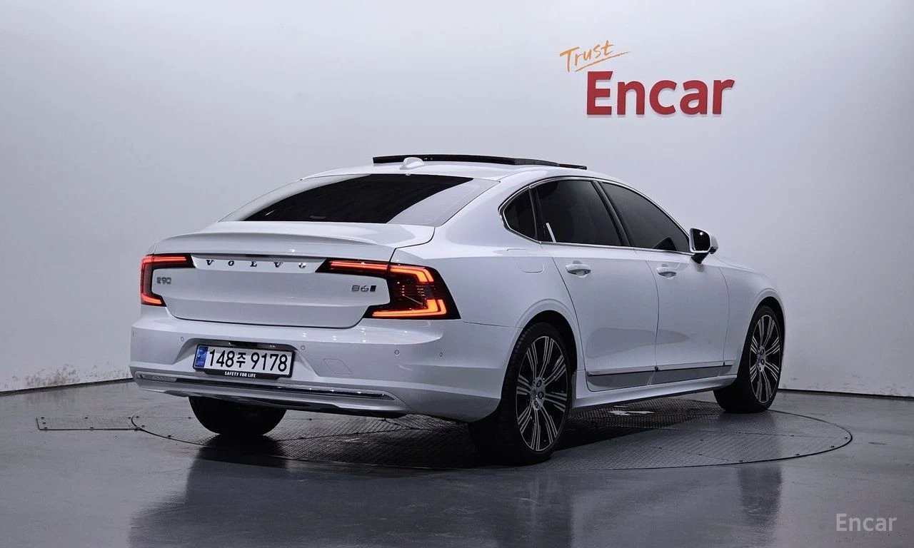 Volvo S90 Т6* AWD* ULTRA* ХЕДЪП* ОБДУХВАНЕ* 360КАМЕРА* , снимка 2 - Автомобили и джипове - 54808387