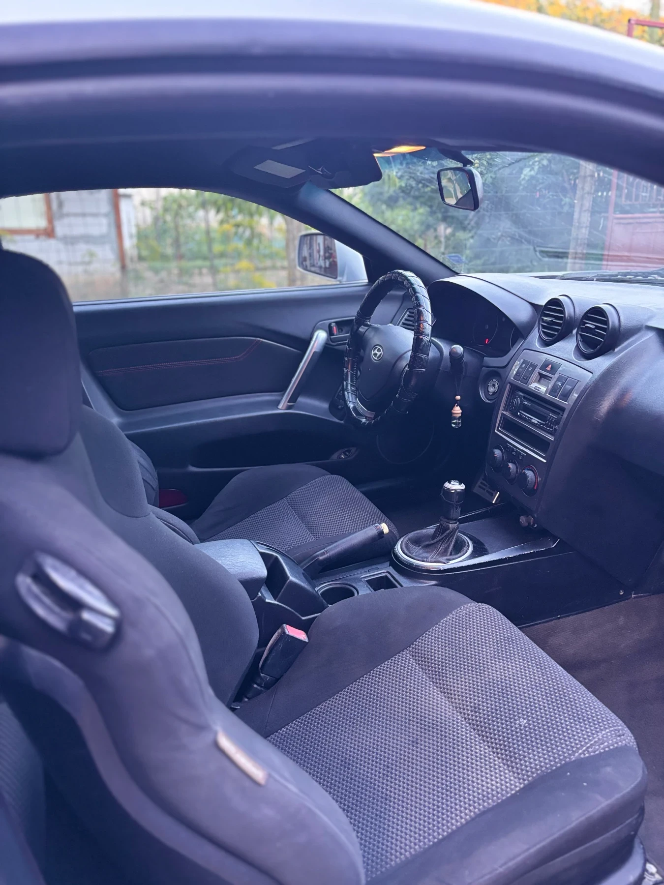 Hyundai Coupe, снимка 6 - Автомобили и джипове - 54974613