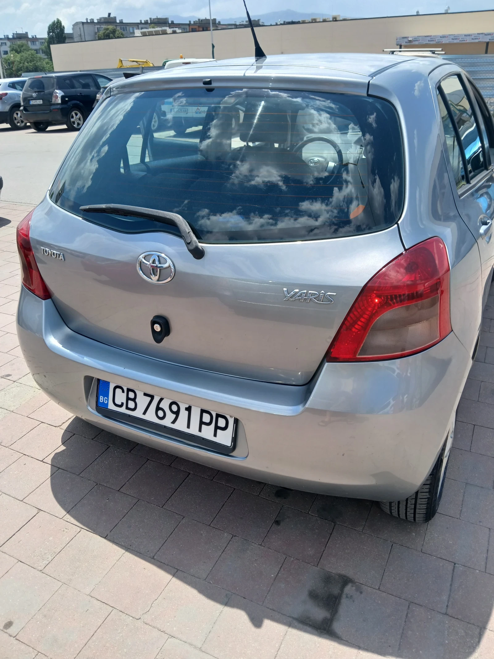 Toyota Yaris D4D, снимка 14 - Автомобили и джипове - 55103594