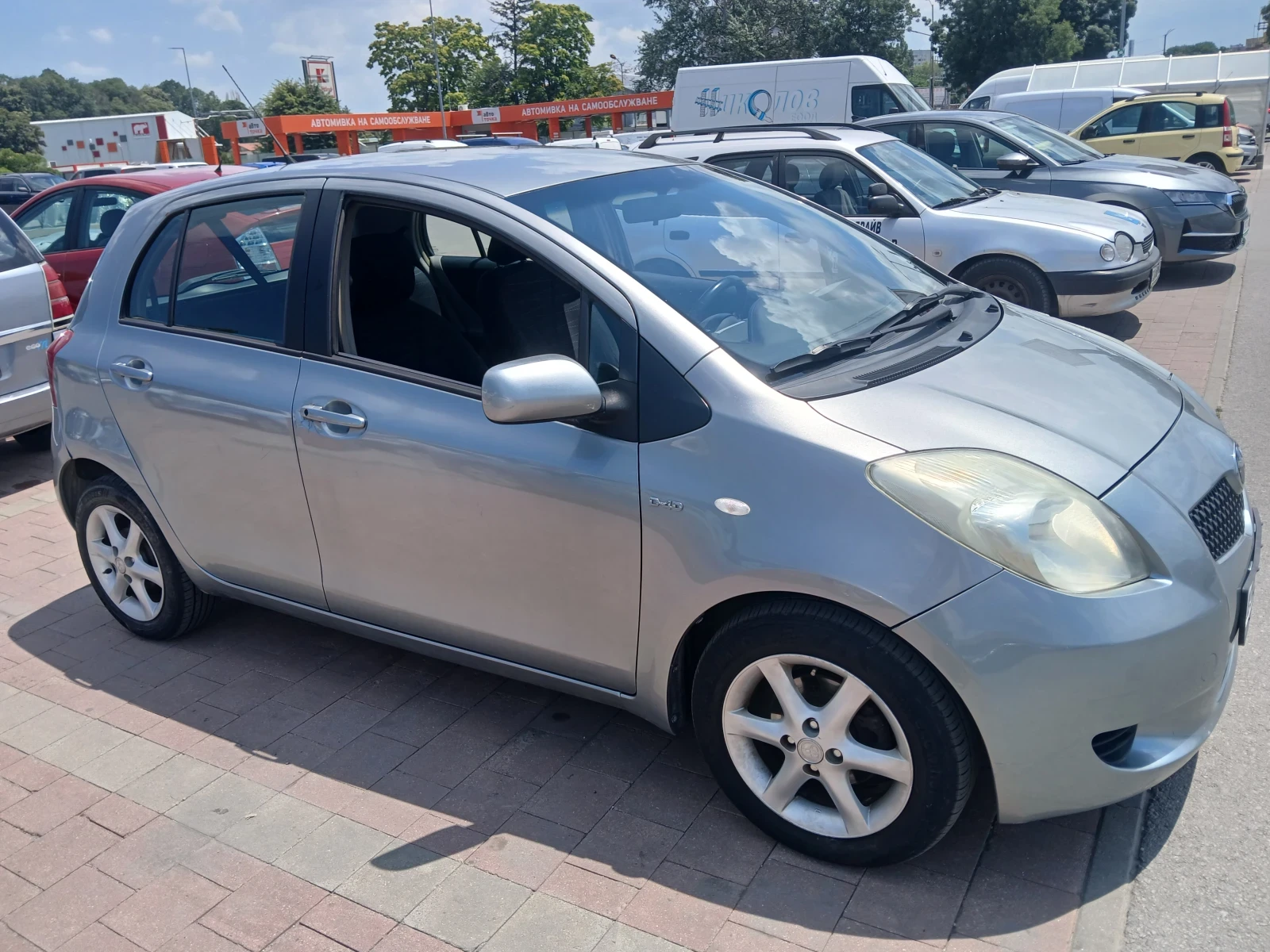 Toyota Yaris D4D, снимка 12 - Автомобили и джипове - 55103594