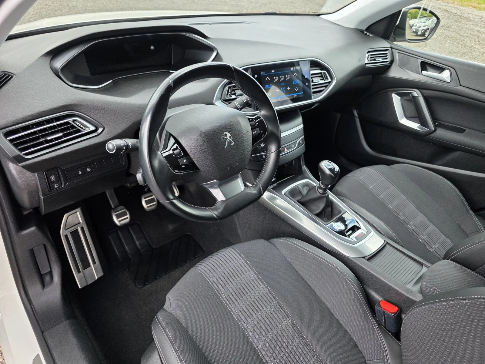 Peugeot 308 Digital 360 Kamera, снимка 9 - Автомобили и джипове - 55261643