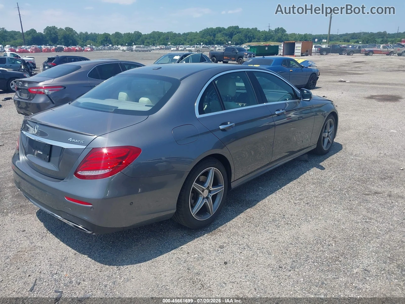 Mercedes-Benz E 300 AMG* BURMESTER* 4MATIC* Цена до БГ, снимка 4 - Автомобили и джипове - 55621738