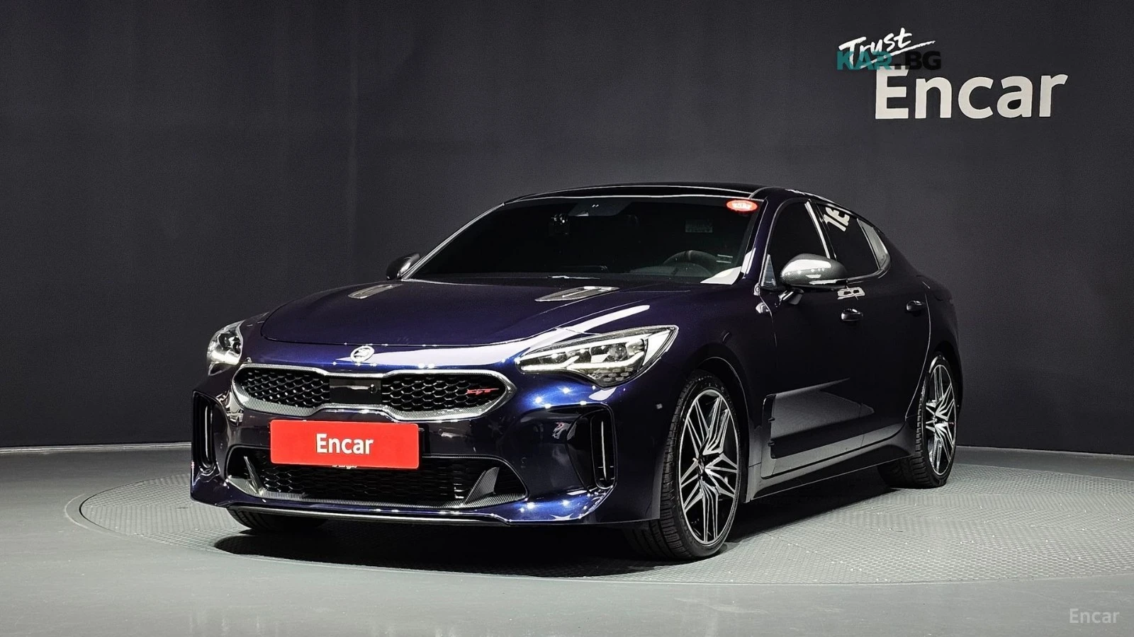Kia Stinger AWD* GT* 3.3* DISTRONIC* 360* ОБДУХВАНЕ* ХЕДЪП* 