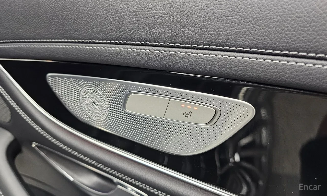 Mercedes-Benz GT burmester* multibeam led* Parking Assist, снимка 14 - Автомобили и джипове - 55805782