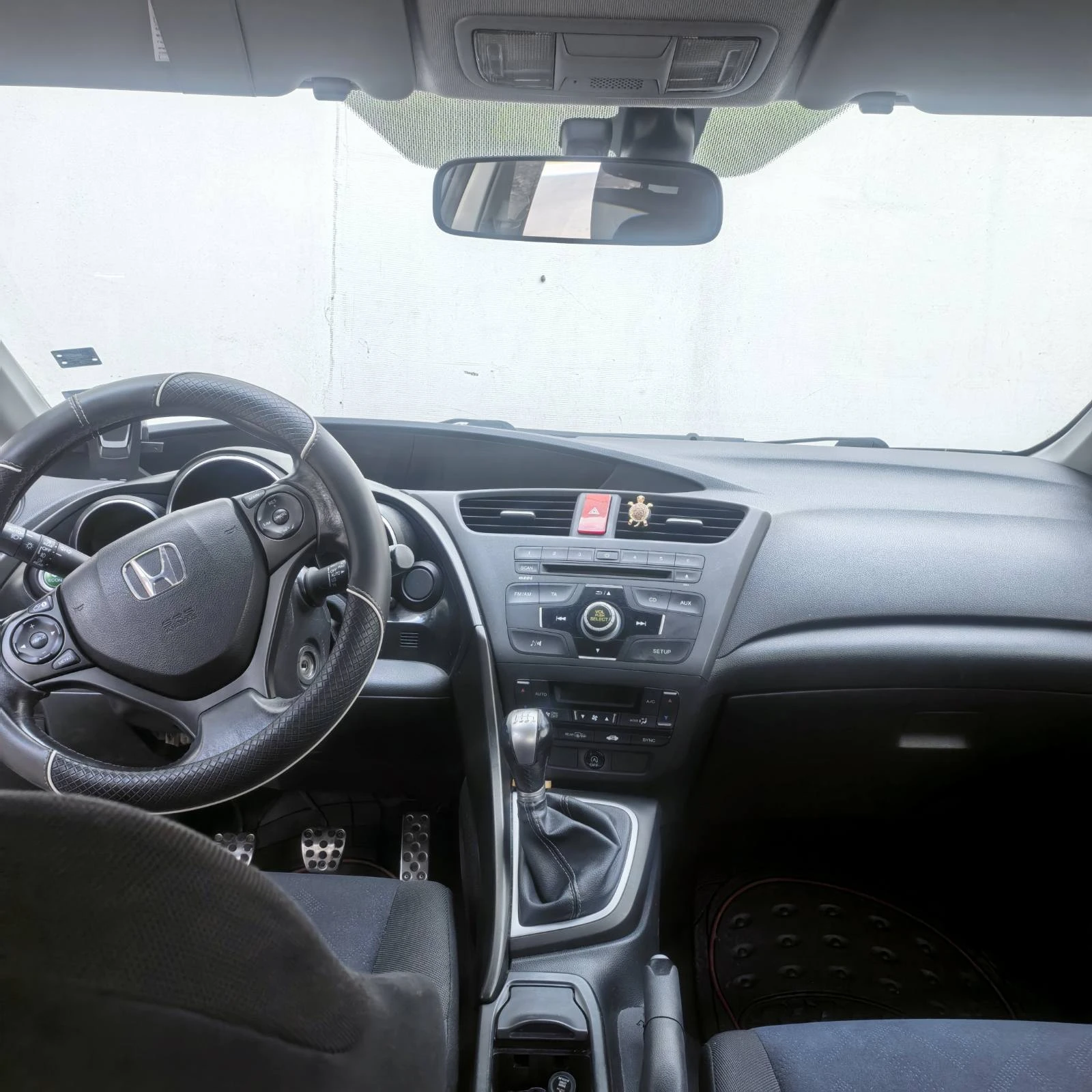 Honda Civic 1.8 i-VTEC, снимка 7 - Автомобили и джипове - 55842751
