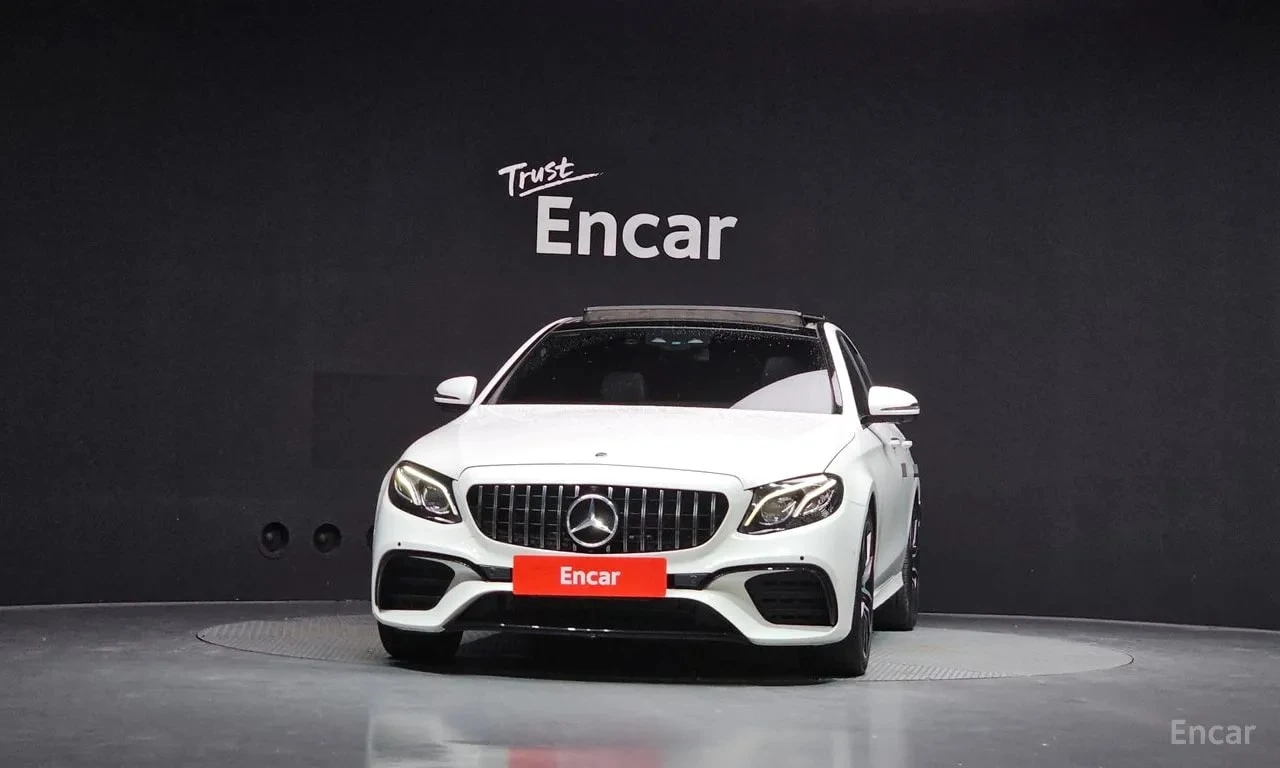 Mercedes-Benz E 300  AMG Line/ОБДУХ/ПОДГРЕВ/ПАМЕТ/ПАНО/ХЕДЪП/3D BURMA, снимка 3 - Автомобили и джипове - 55951460