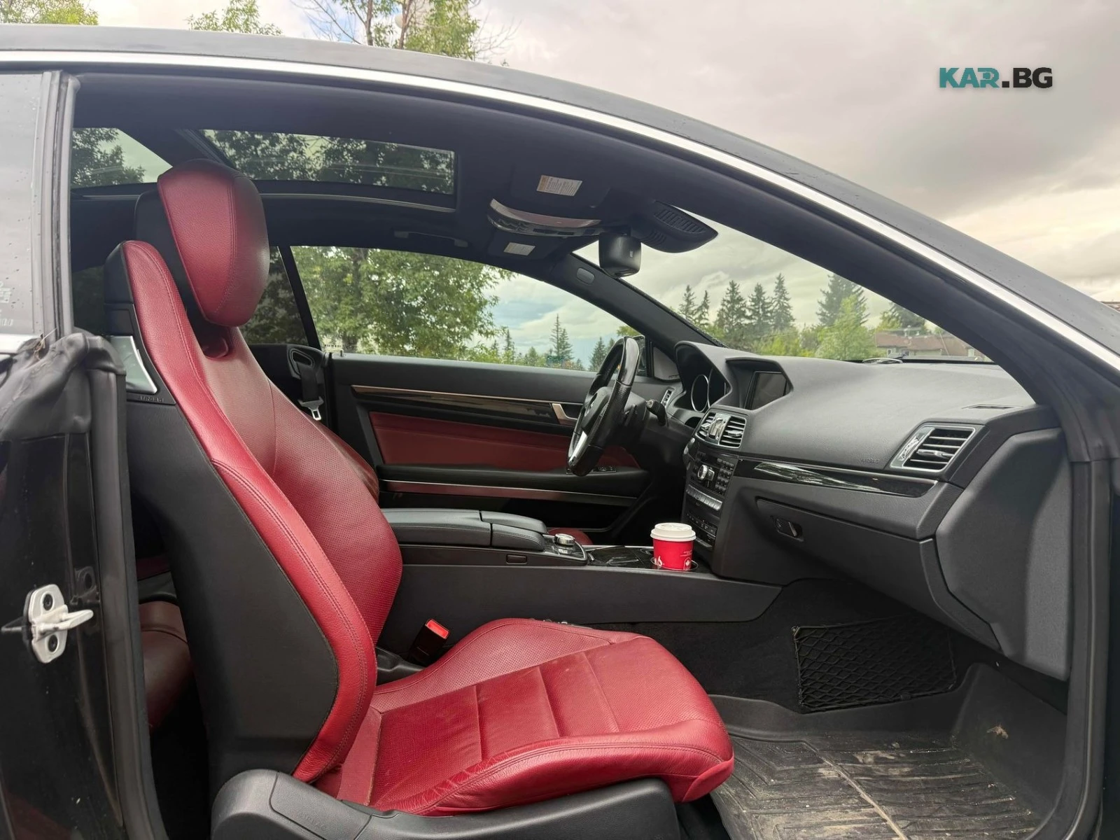 Mercedes-Benz E 400 4MATIC* АвтоКредит * (ЦЕНА ДО БГ) * , снимка 13 - Автомобили и джипове - 56029788