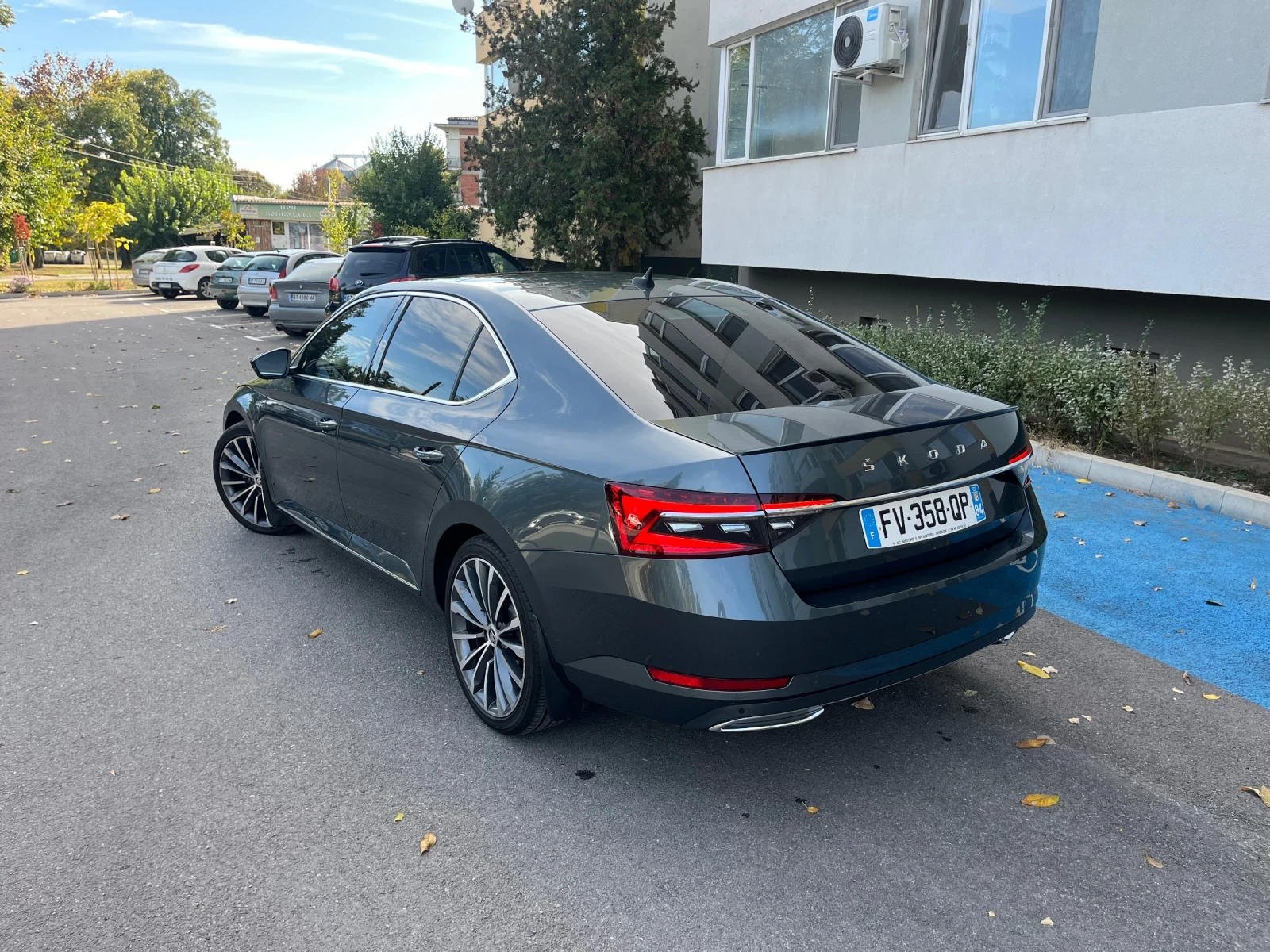 Skoda Superb Laurint&Klement-Full-DSG-4x4, снимка 5 - Автомобили и джипове - 56168066