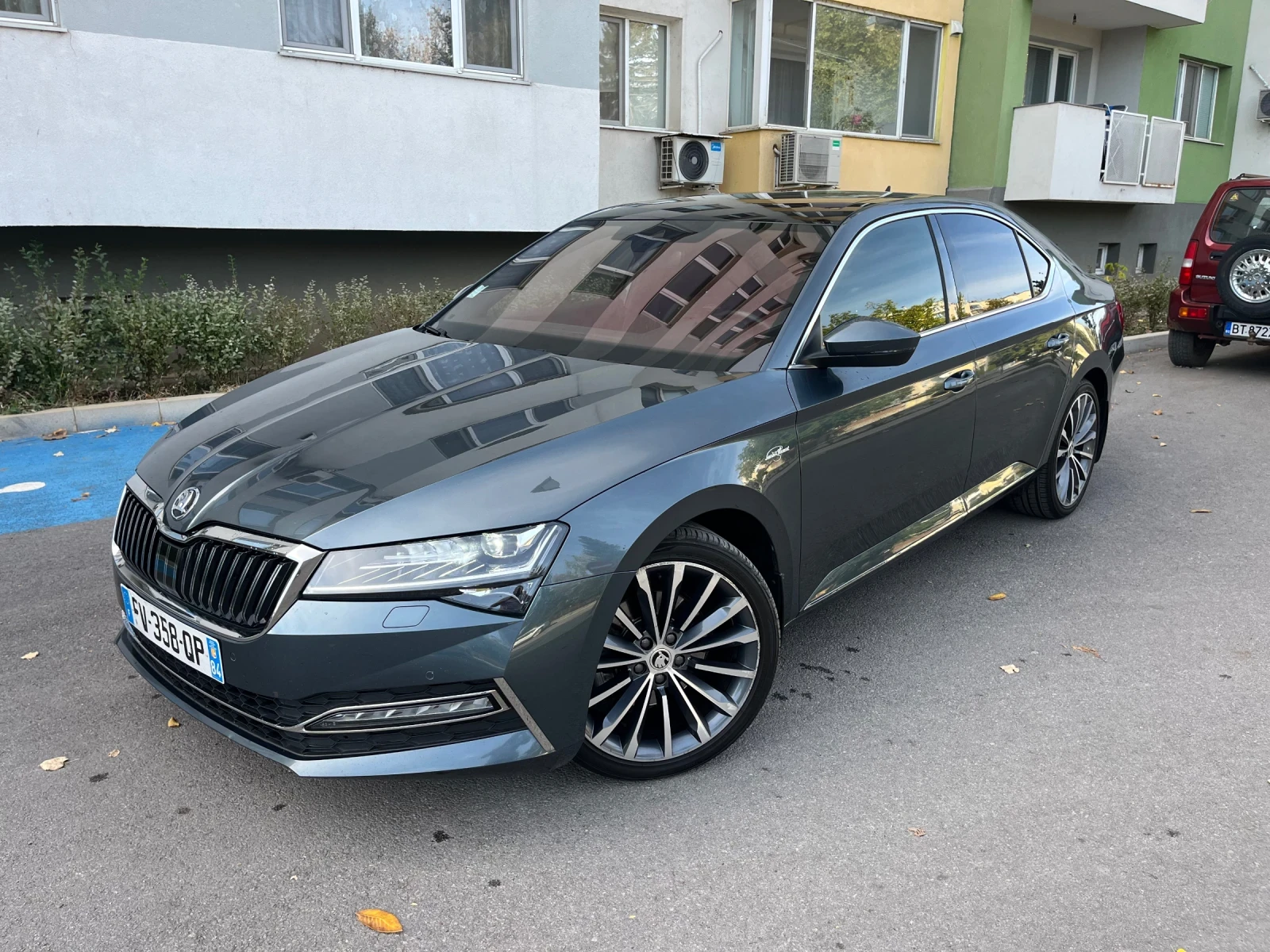 Skoda Superb Laurint&Klement-Full-DSG-4x4, снимка 3 - Автомобили и джипове - 56168066
