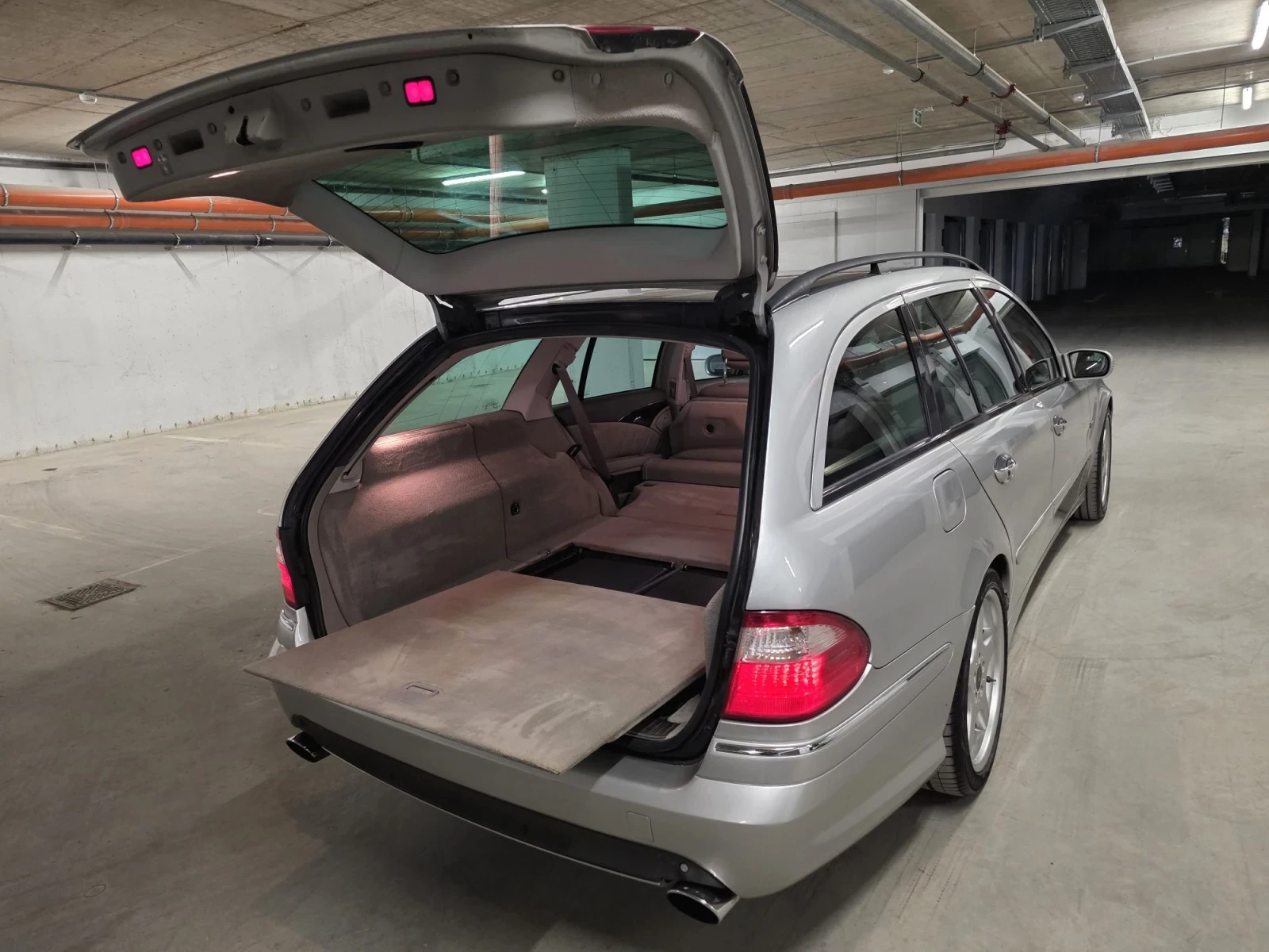 Mercedes-Benz E 500, снимка 5 - Автомобили и джипове - 56349732