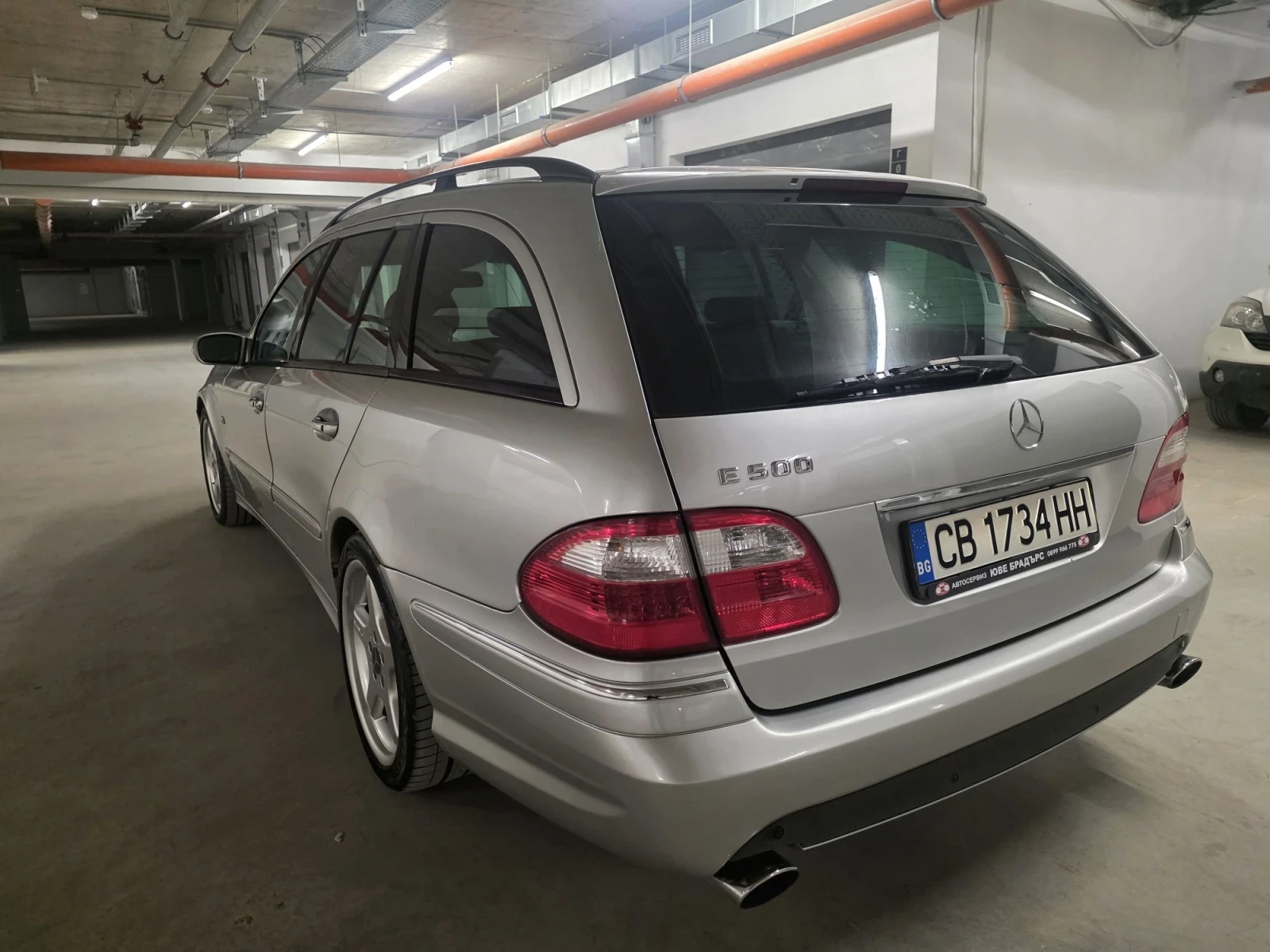 Mercedes-Benz E 500, снимка 3 - Автомобили и джипове - 56349732