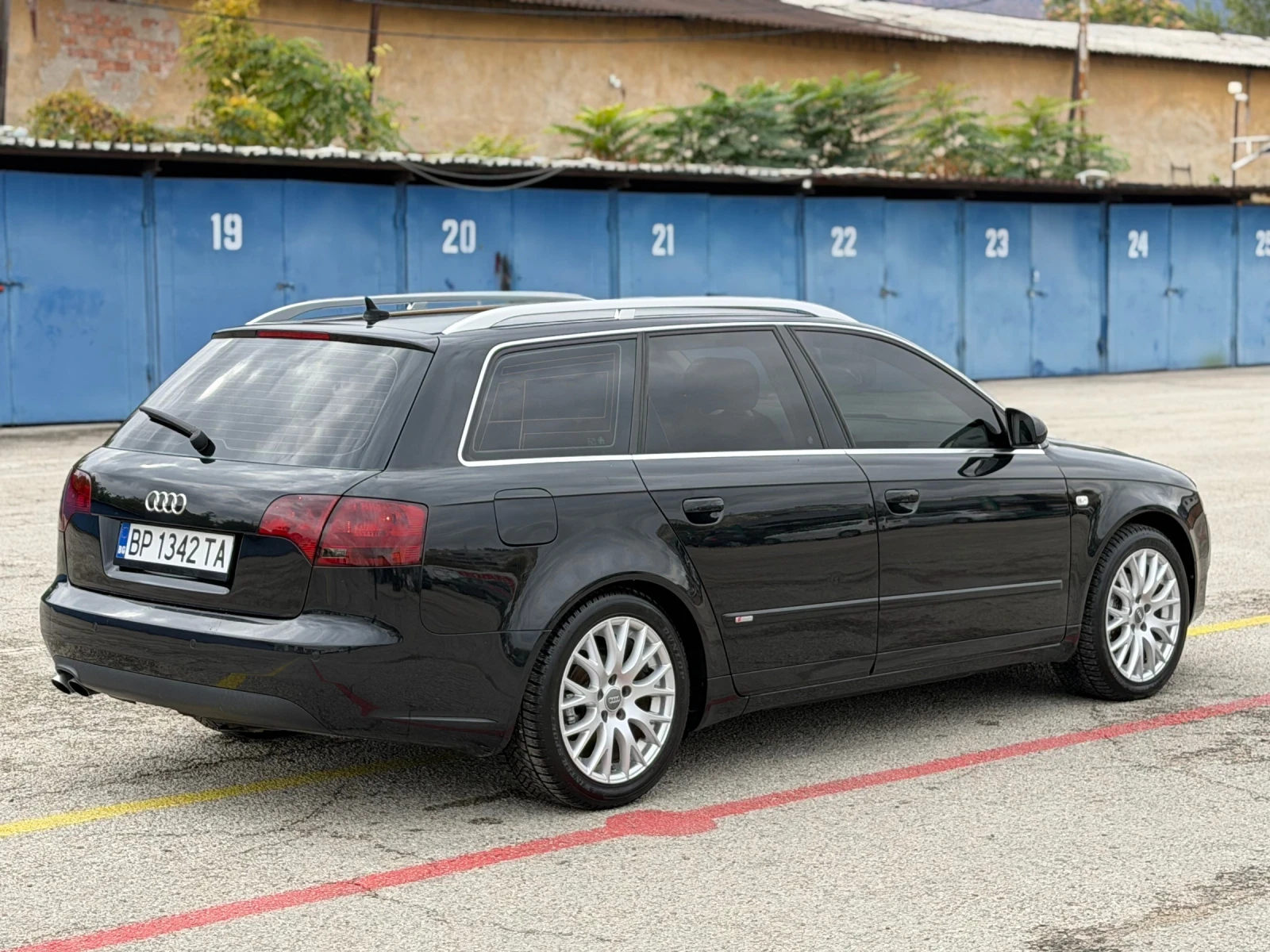 Audi A4 2.0* TDI* S-line* , снимка 6 - Автомобили и джипове - 56503828