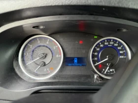 Toyota Hilux 2.4D4 НОВ ВНОС, снимка 8