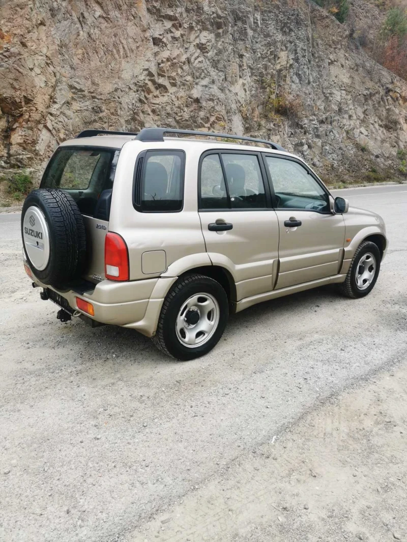 Suzuki Grand vitara, снимка 2 - Автомобили и джипове - 47806438