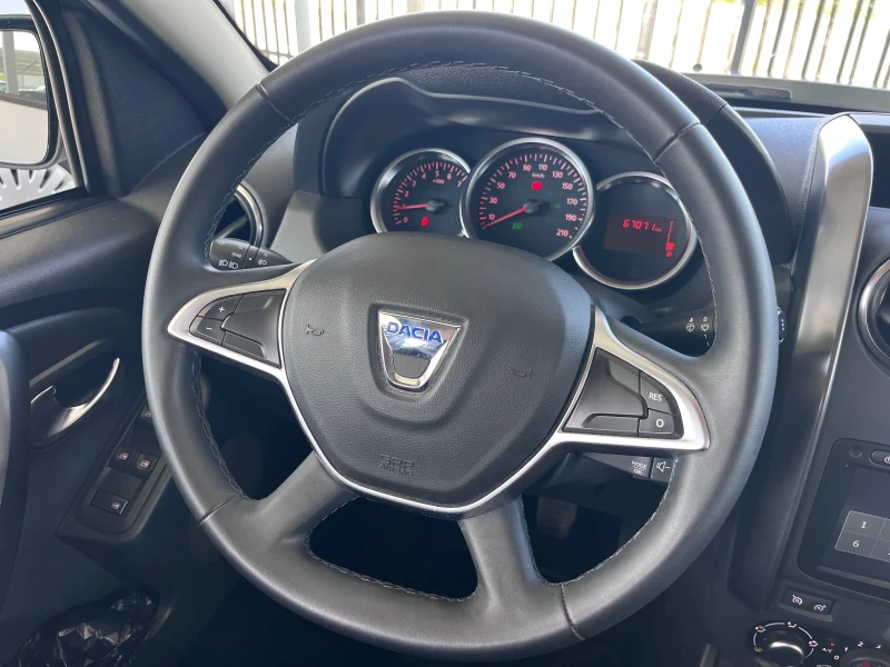 Dacia Duster 1.2TCe 4x4 67.000km, снимка 9 - Автомобили и джипове - 51020778