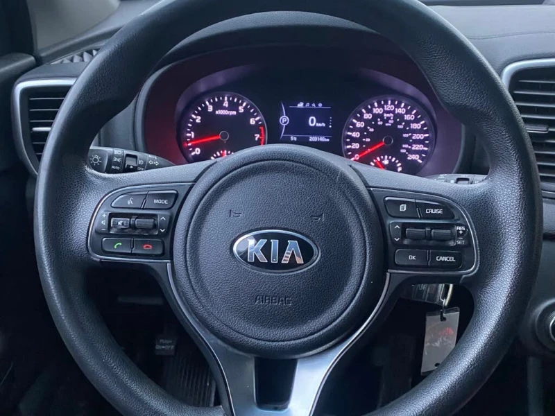 Kia Sportage ПОДГРЕВ* BLUETOOTH* , снимка 10 - Автомобили и джипове - 52528731