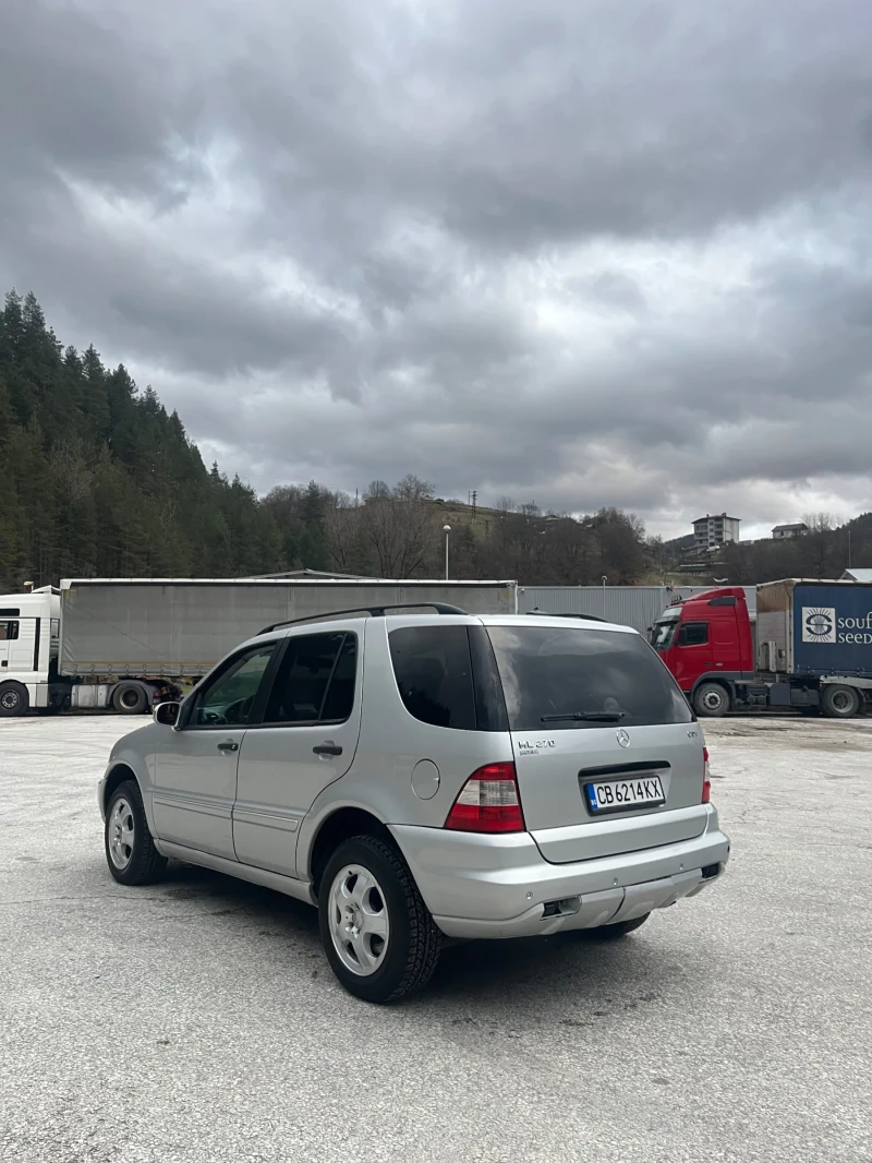Mercedes-Benz ML 270, снимка 6 - Автомобили и джипове - 52976050