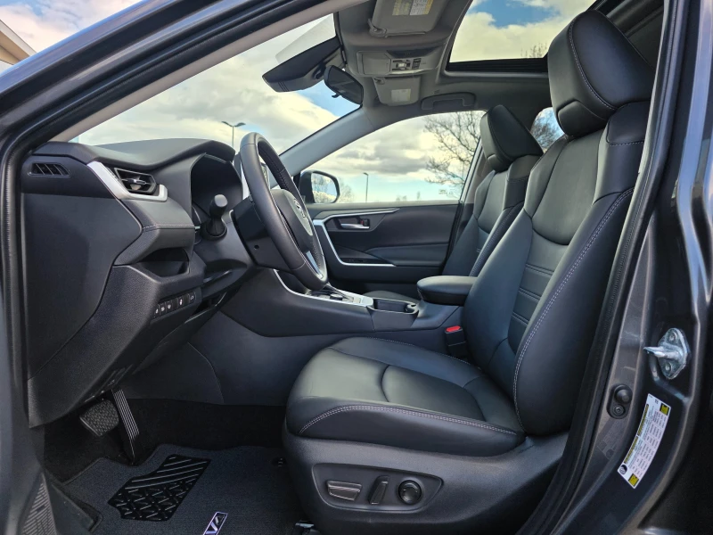 Toyota Rav4 2.5i HEV AWD, снимка 10 - Автомобили и джипове - 53449223