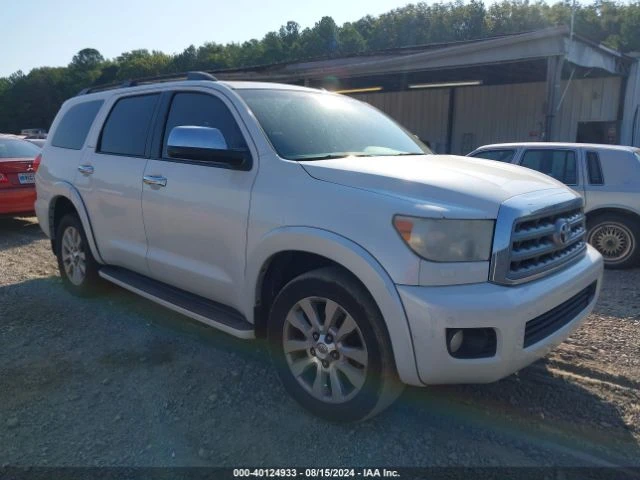 Toyota Sequoia PLATINUM 5.7L V8, снимка 1 - Автомобили и джипове - 47328147