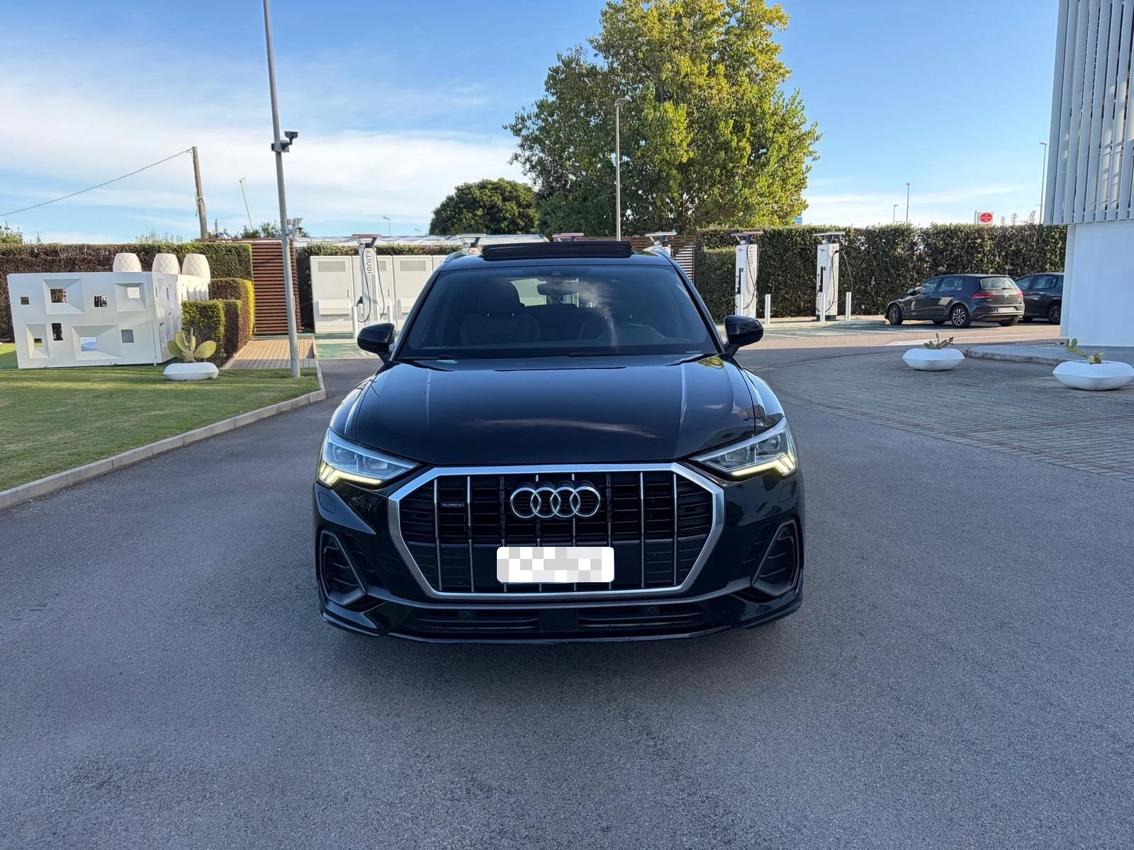 Audi Q3 45 TFSI quattro S tronic S line edition, снимка 2 - Автомобили и джипове - 53934283