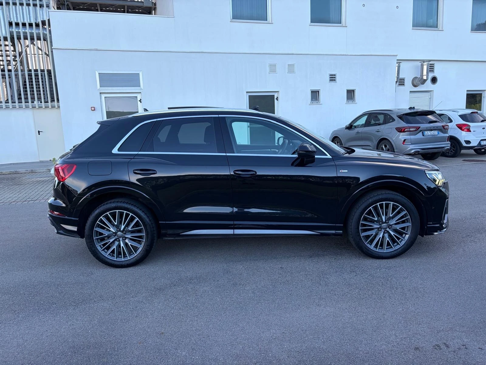 Audi Q3 45 TFSI quattro S tronic S line edition, снимка 16 - Автомобили и джипове - 53934283