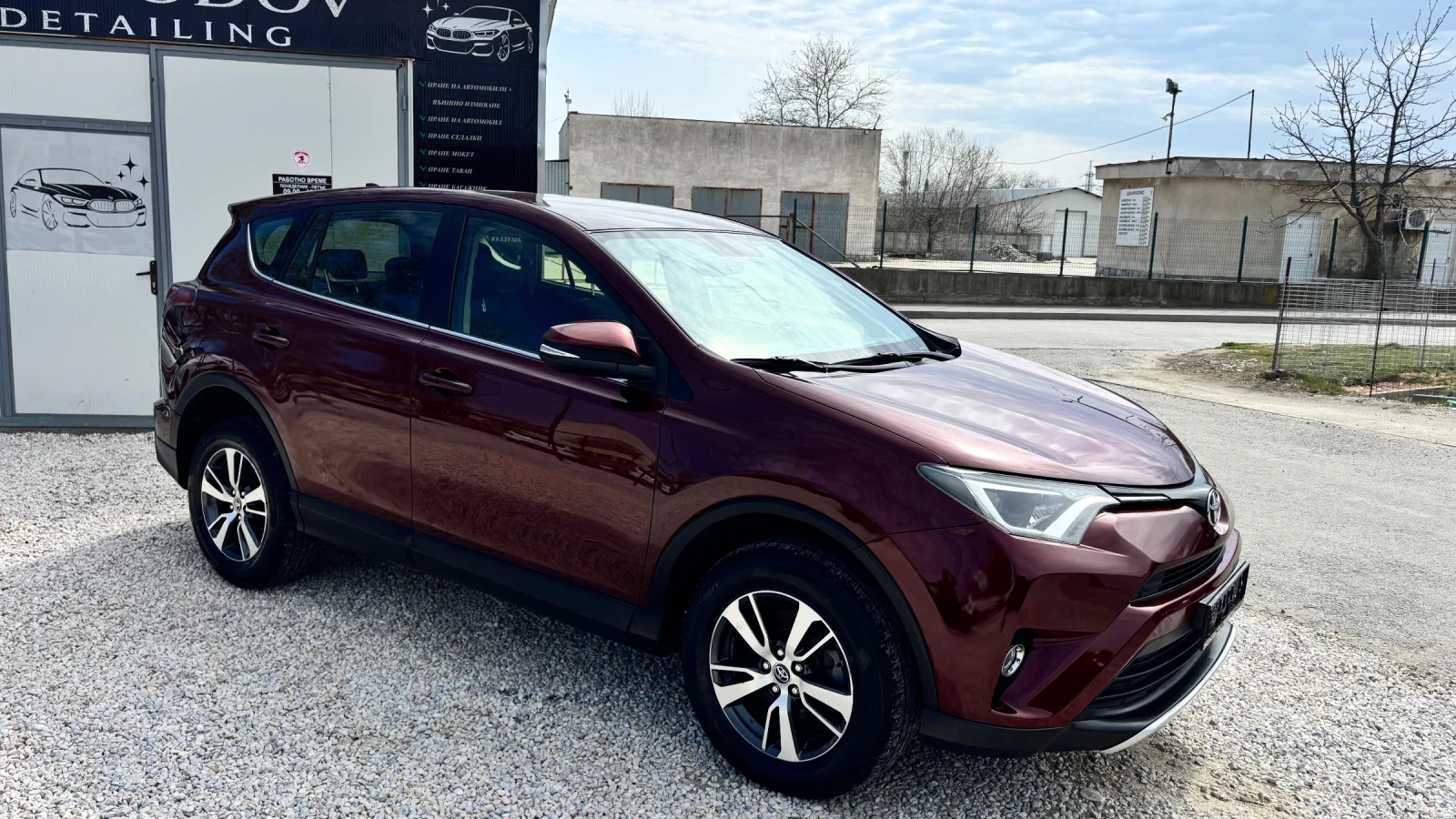 Toyota Rav4 Нов внос от Италия, снимка 3 - Автомобили и джипове - 54053337