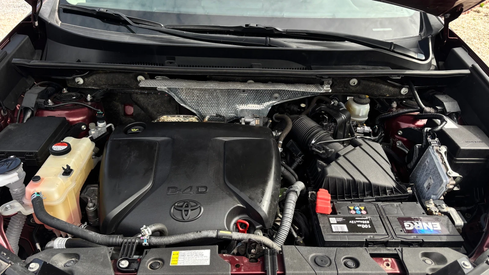 Toyota Rav4 Нов внос от Италия, снимка 11 - Автомобили и джипове - 54053337