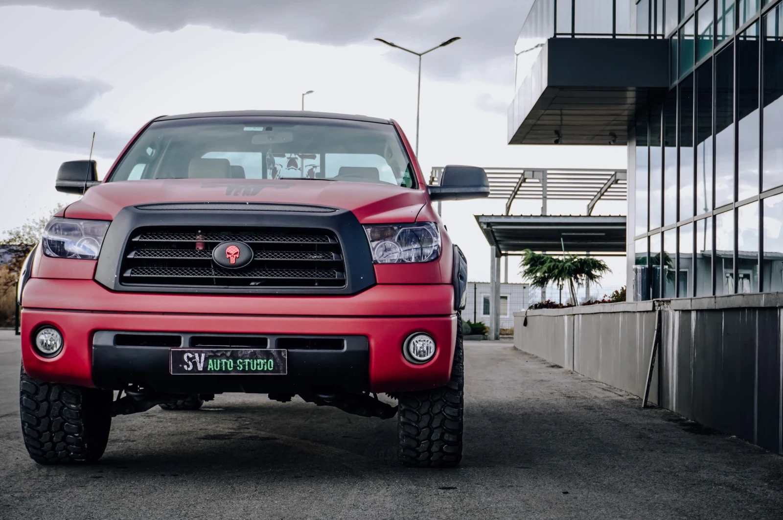 Toyota Tundra 5.7 limited, снимка 3 - Автомобили и джипове - 54138429