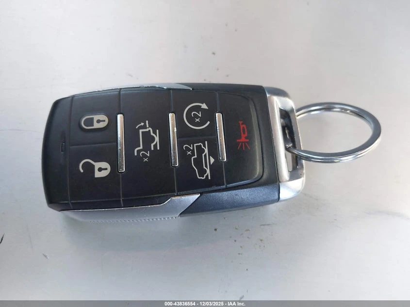 Dodge RAM 1500 3.6L V-6 DOHC, VVT, 305HP 4X2 Drive | Mobile.bg � ����������� 11