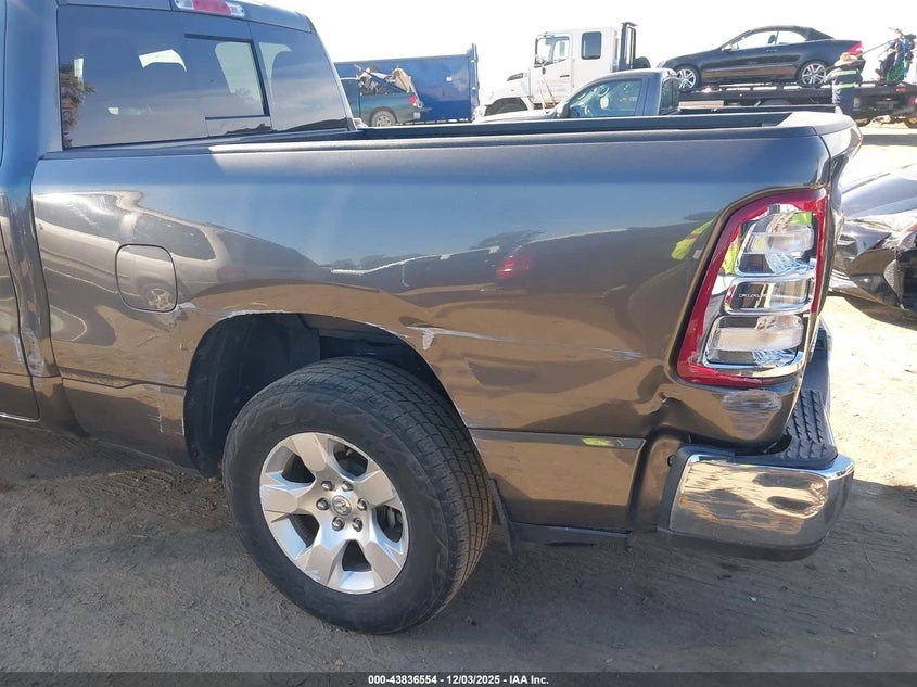 Dodge RAM 1500 3.6L V-6 DOHC, VVT, 305HP 4X2 Drive | Mobile.bg � ����������� 6