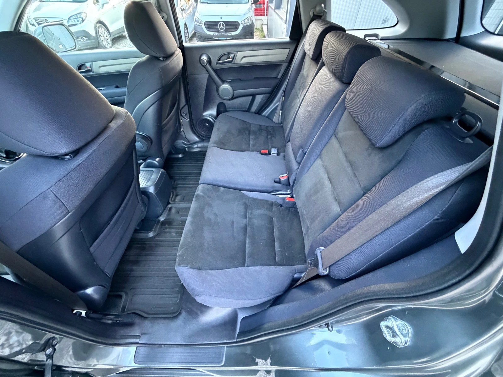 Honda Cr-v 2.2DIESEL* FACE* 4X4* TOP, снимка 8 - Автомобили и джипове - 54390947