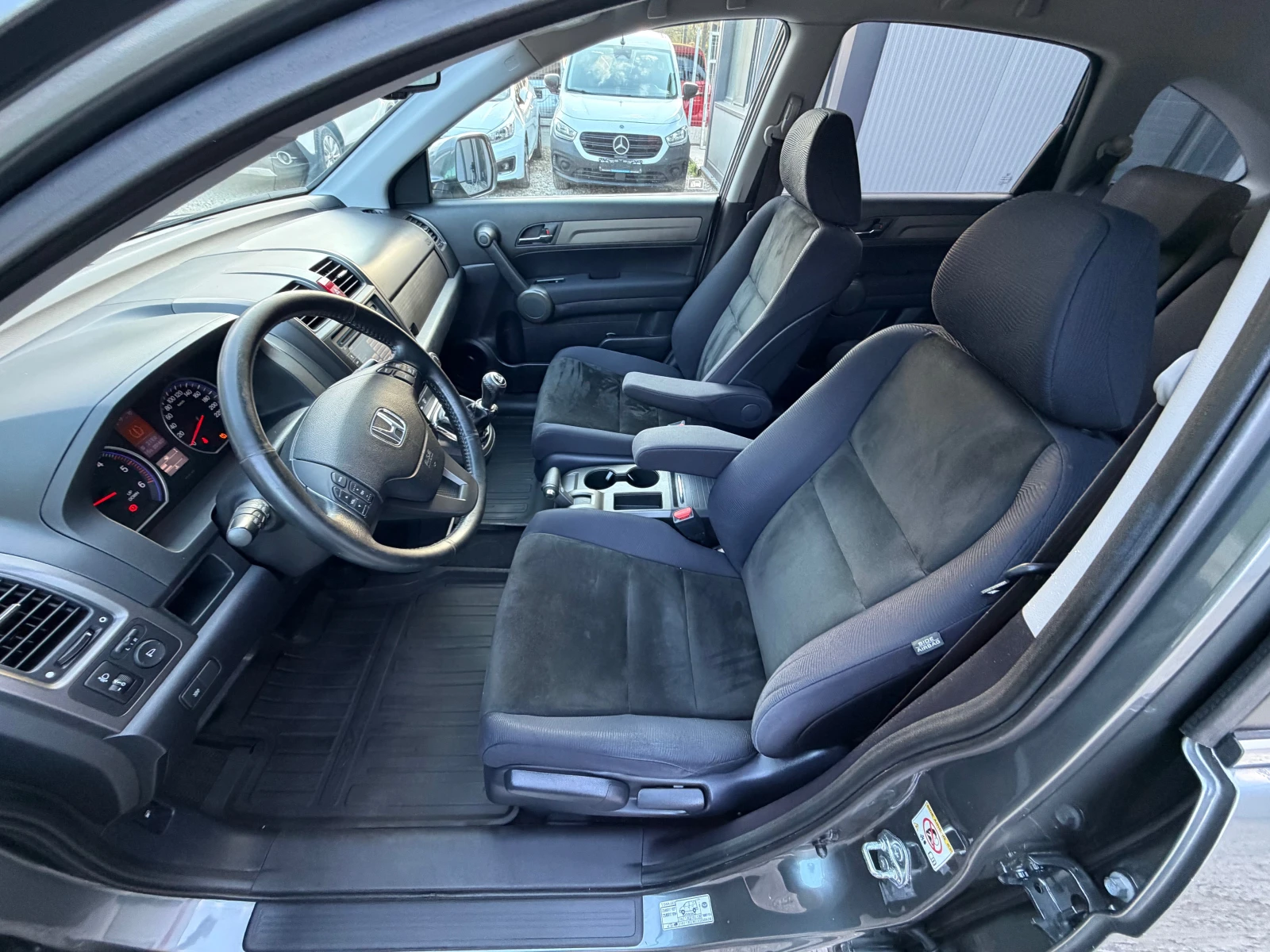 Honda Cr-v 2.2DIESEL* FACE* 4X4* TOP, снимка 9 - Автомобили и джипове - 54390947